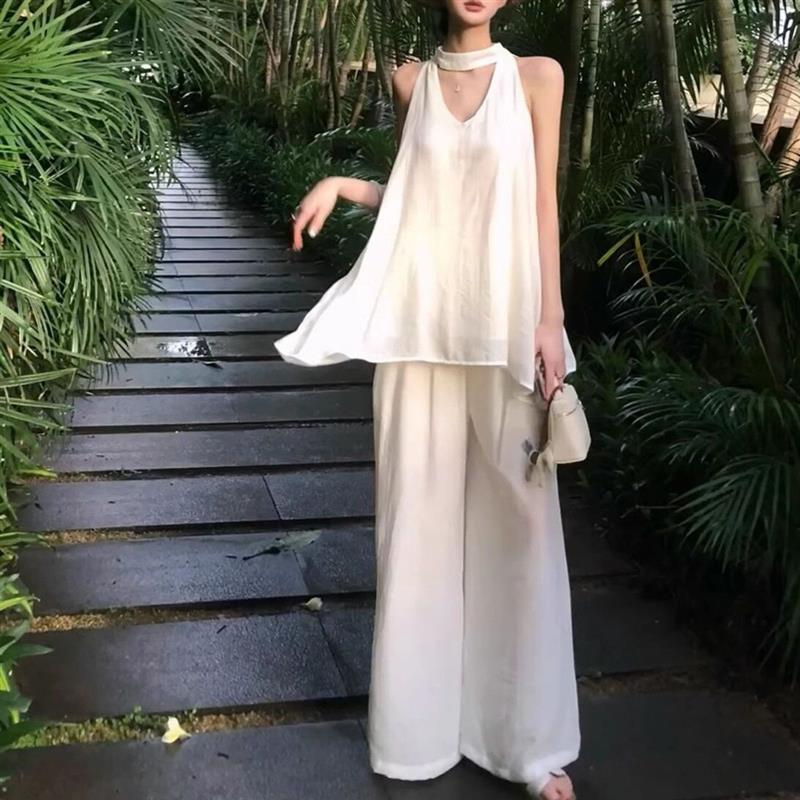 白色高级感套装女夏慵懒风宽松无袖挂脖上衣小个子休闲长裤两件套
