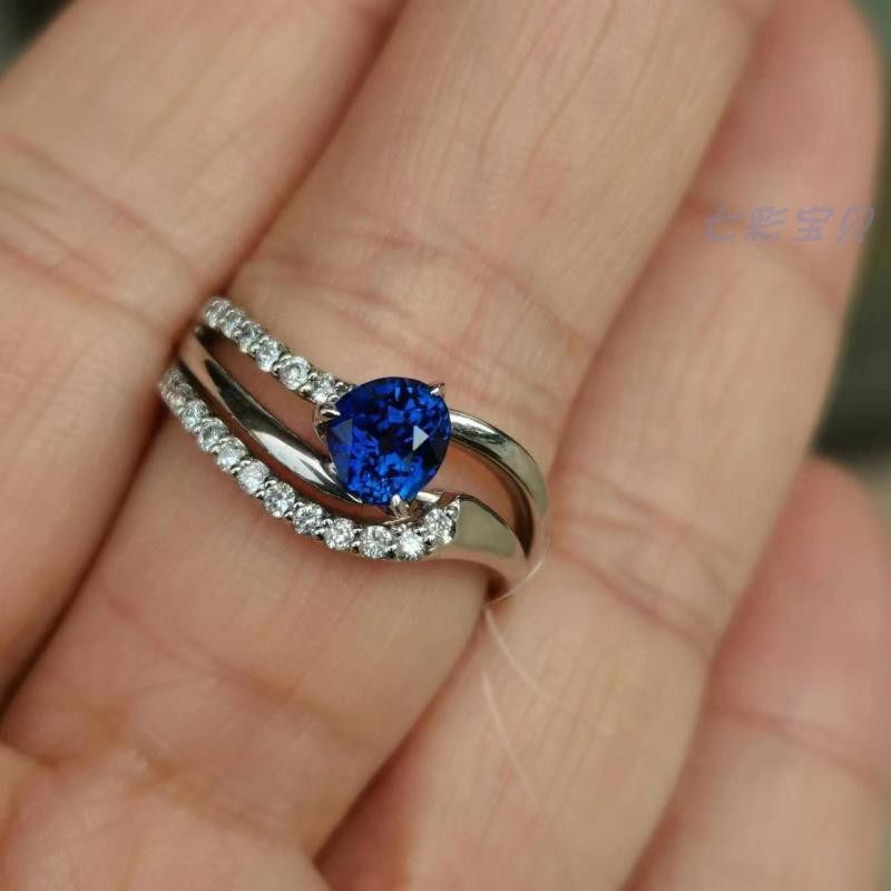 PT950配钻天然矢车菊蓝宝石戒指 AIGS裸石际证书 全净全火超美