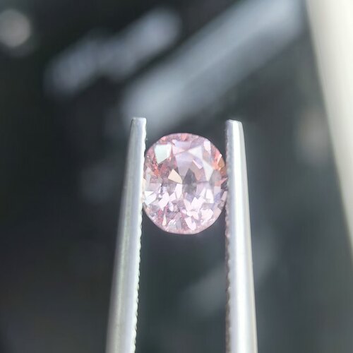 1.14ct天然巴基斯坦粉帝王托帕石 高精切首饰级精品 吉尔德证书