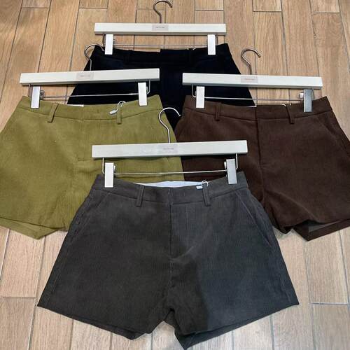 31311纯色口袋百搭休闲短裤