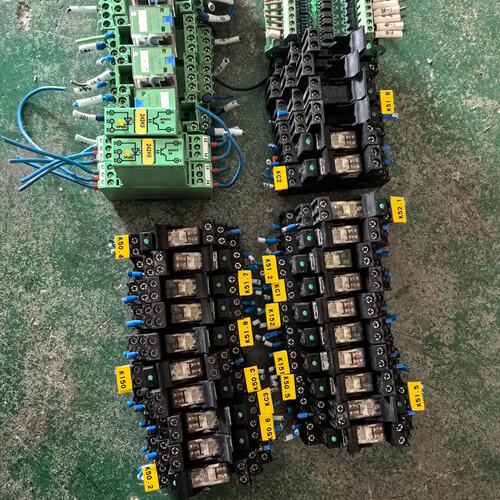 议价魏德米勒继电器26个SRC2COECO带底座含24VDC可维修