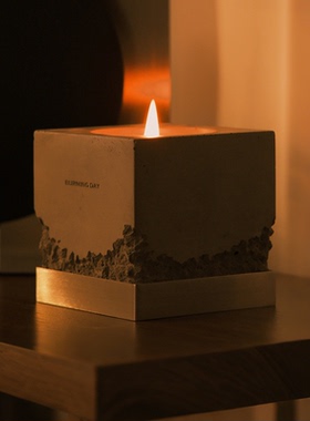 BURNING DAY燃昼香薰蜡烛礼盒卧室家用持久小众高级摆件生日礼物