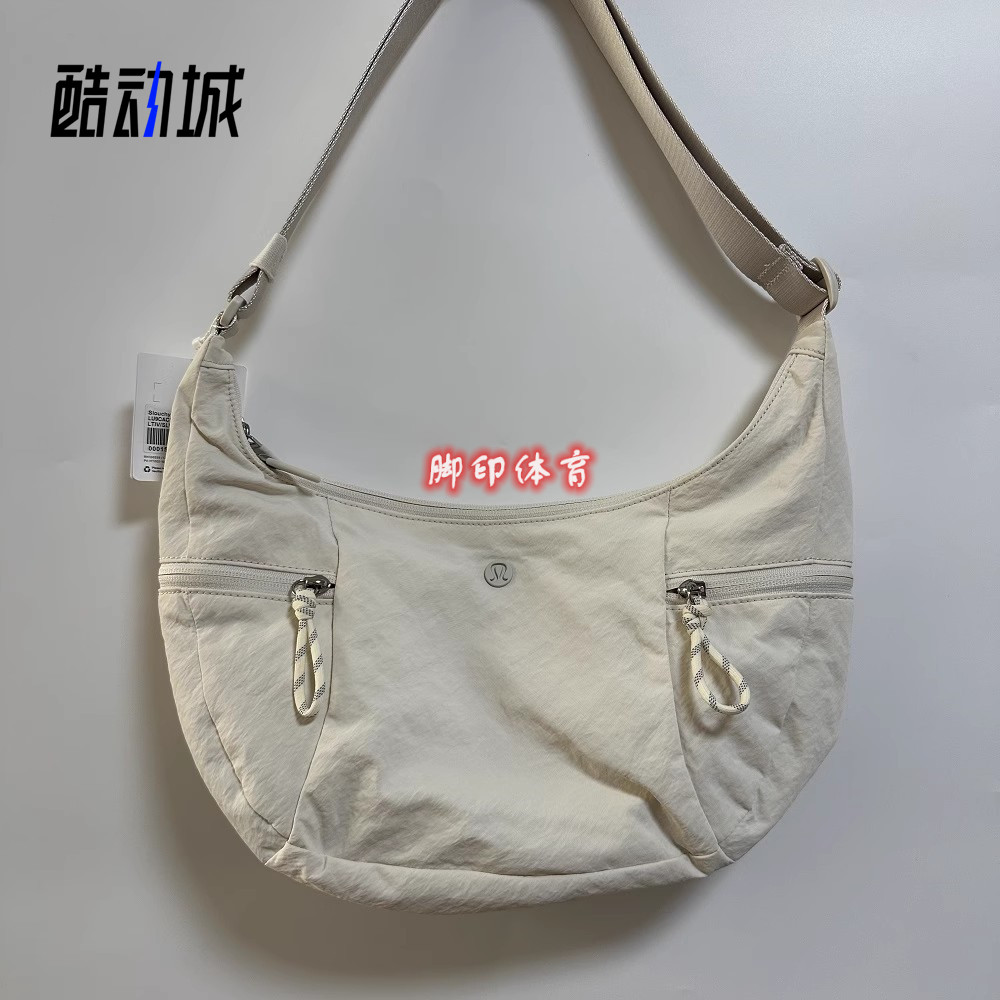 lululemon露露乐蒙6L奶白牛角包图片