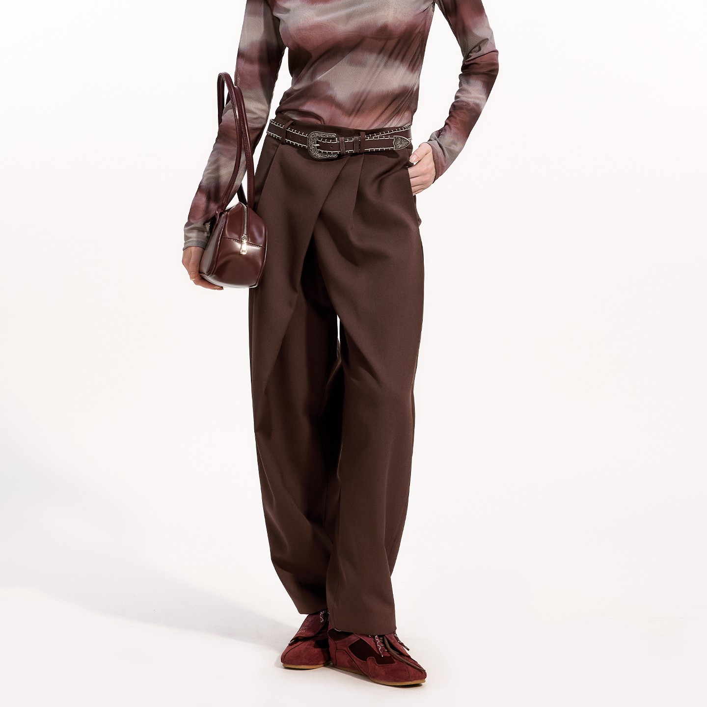 艺之卉迪木耳风设计感长裤