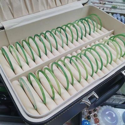 天然绿玛瑙叮当镯古风