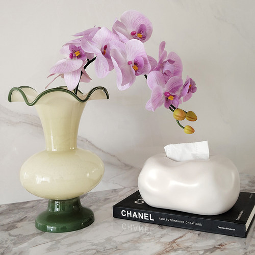 现代高颜值艺术轻奢花瓶