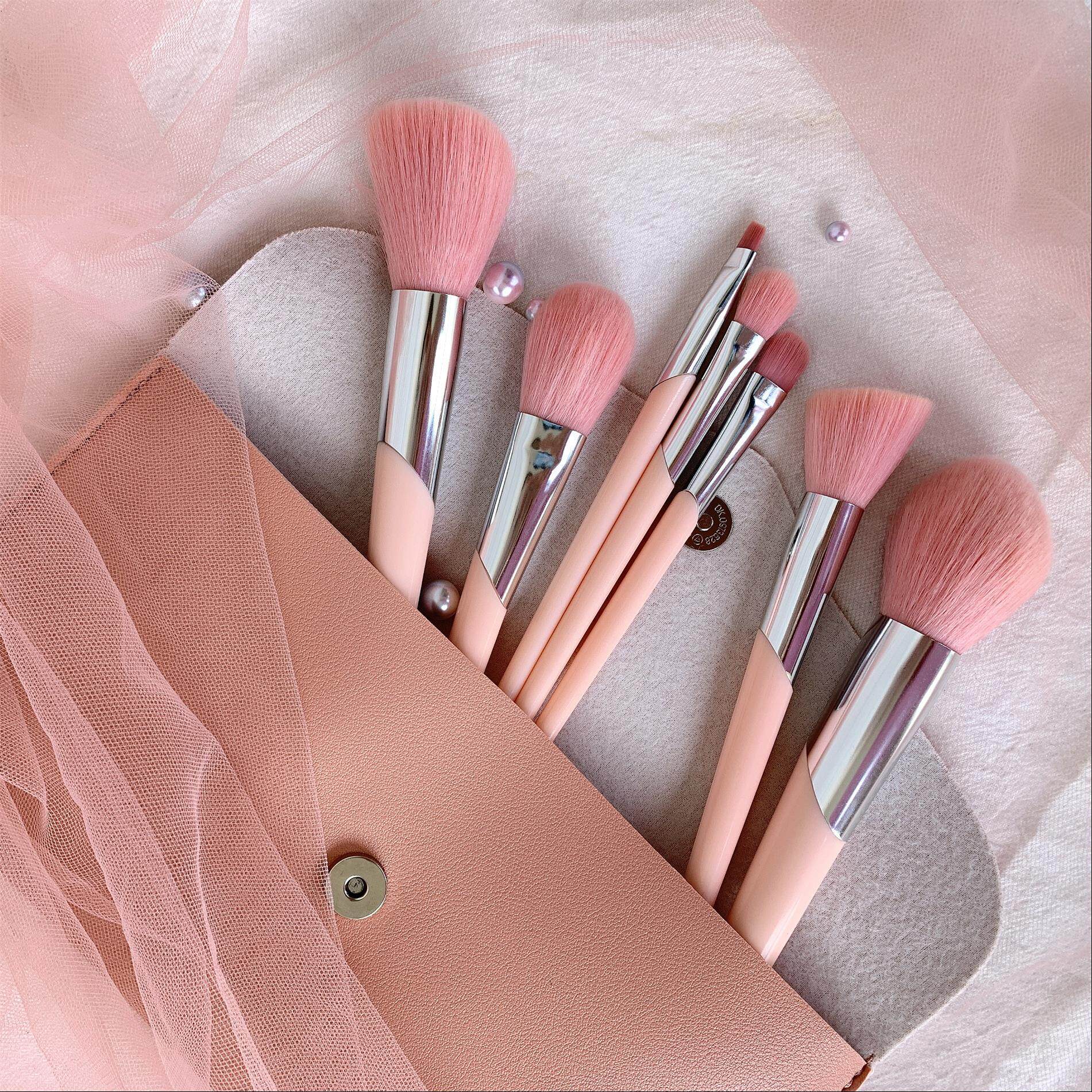 软毛散收纳粉底平价抖音超火粉饼花知晓化妆刷猫爪高光刷便携款蜜在类目 彩妆/香水/美妆工具, 其他美容工具, 化妆刷中 - 来自Buy2taobao.com提供专业的淘宝代购服务