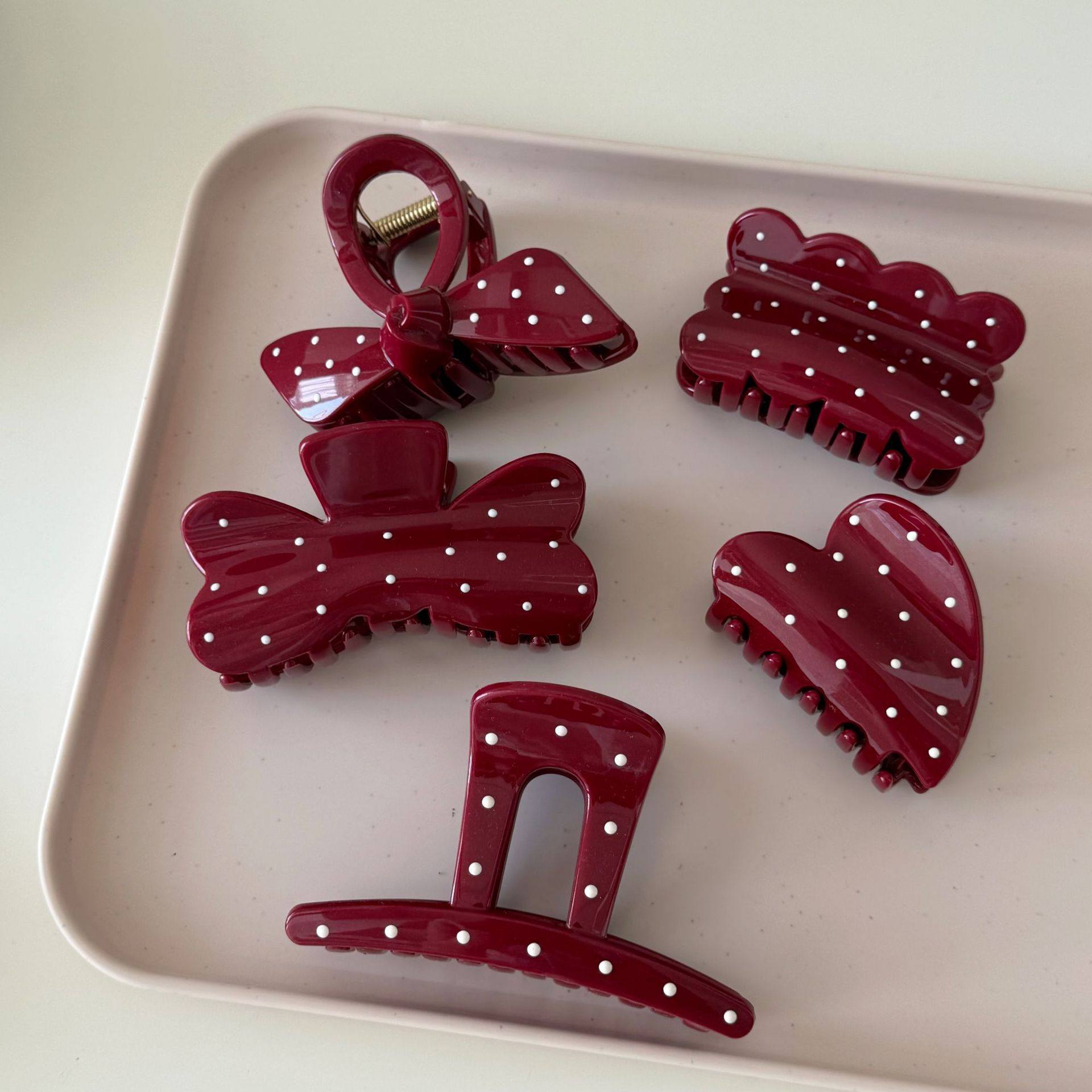 法式显白红色波点大号抓夹女复古港风气质半扎鲨鱼夹子后脑勺发饰,饰品/流行首饰/时尚饰品新,发饰,淘宝优惠券,粉丝福利购,淘宝优惠卷