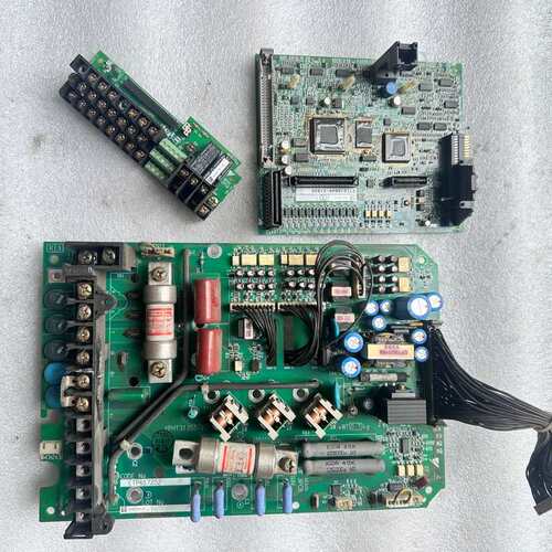 议价安川7.5KW变频器CIMR-G7A47P5主板驱动板电源板