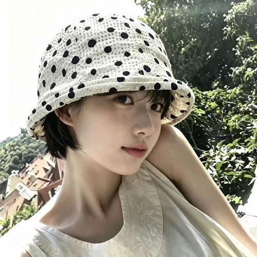 夏日OOTD的波点小心机丨ins盆帽