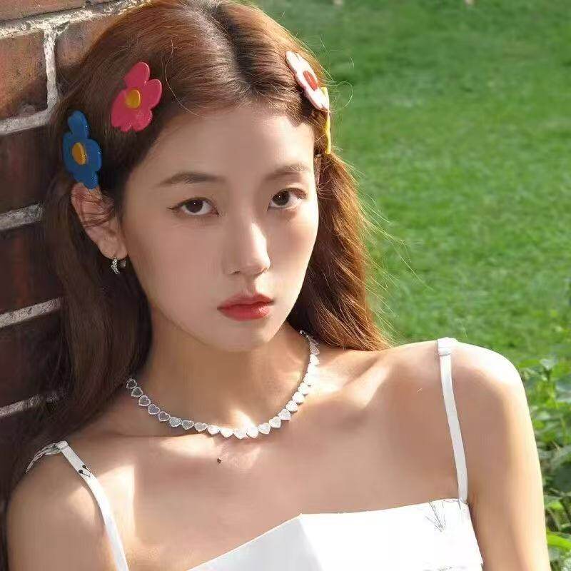 多巴胺糖果花朵彩色边夹发卡女2025新款甜美可爱侧边夹子发夹头饰