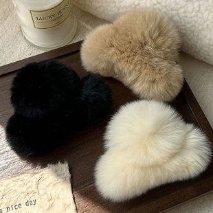 精致小巧~獭兔毛网红发夹女秋冬后脑勺盘发点缀抓夹高级感鲨鱼夹