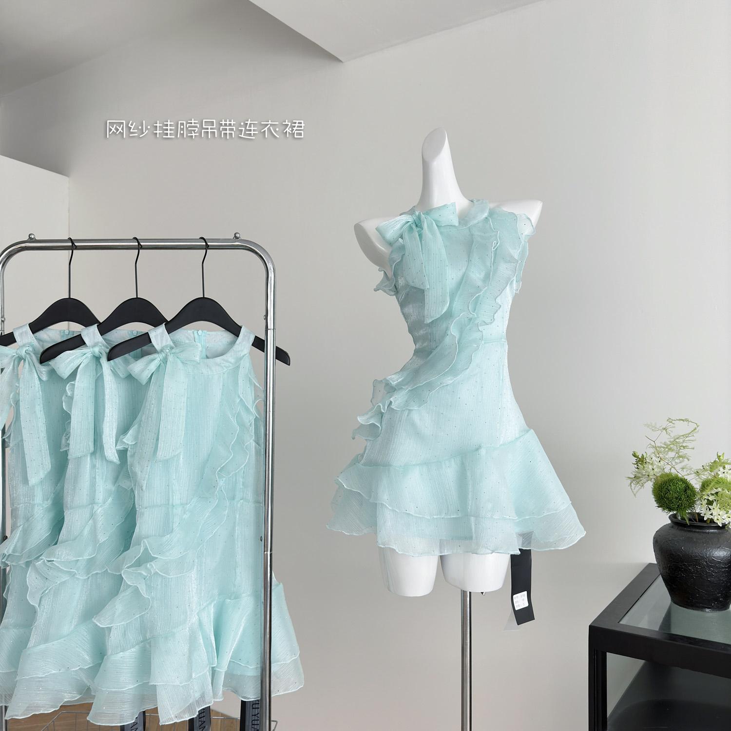 ifashion绿色中长款烫钻荷叶边网纱挂脖吊带连衣裙女夏季法式裙子图片