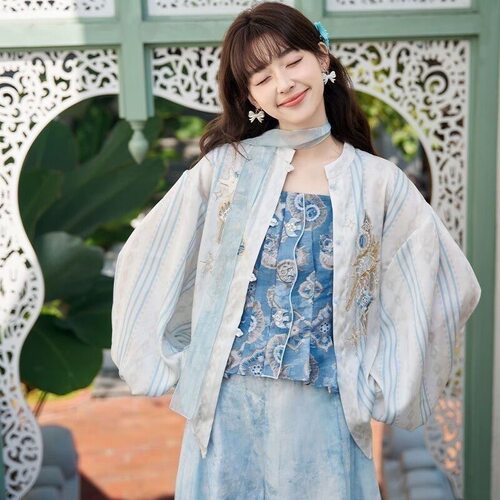 十三余小豆蔻儿[海月与风]春新款日常通勤衬衫印花吊带国风套装女