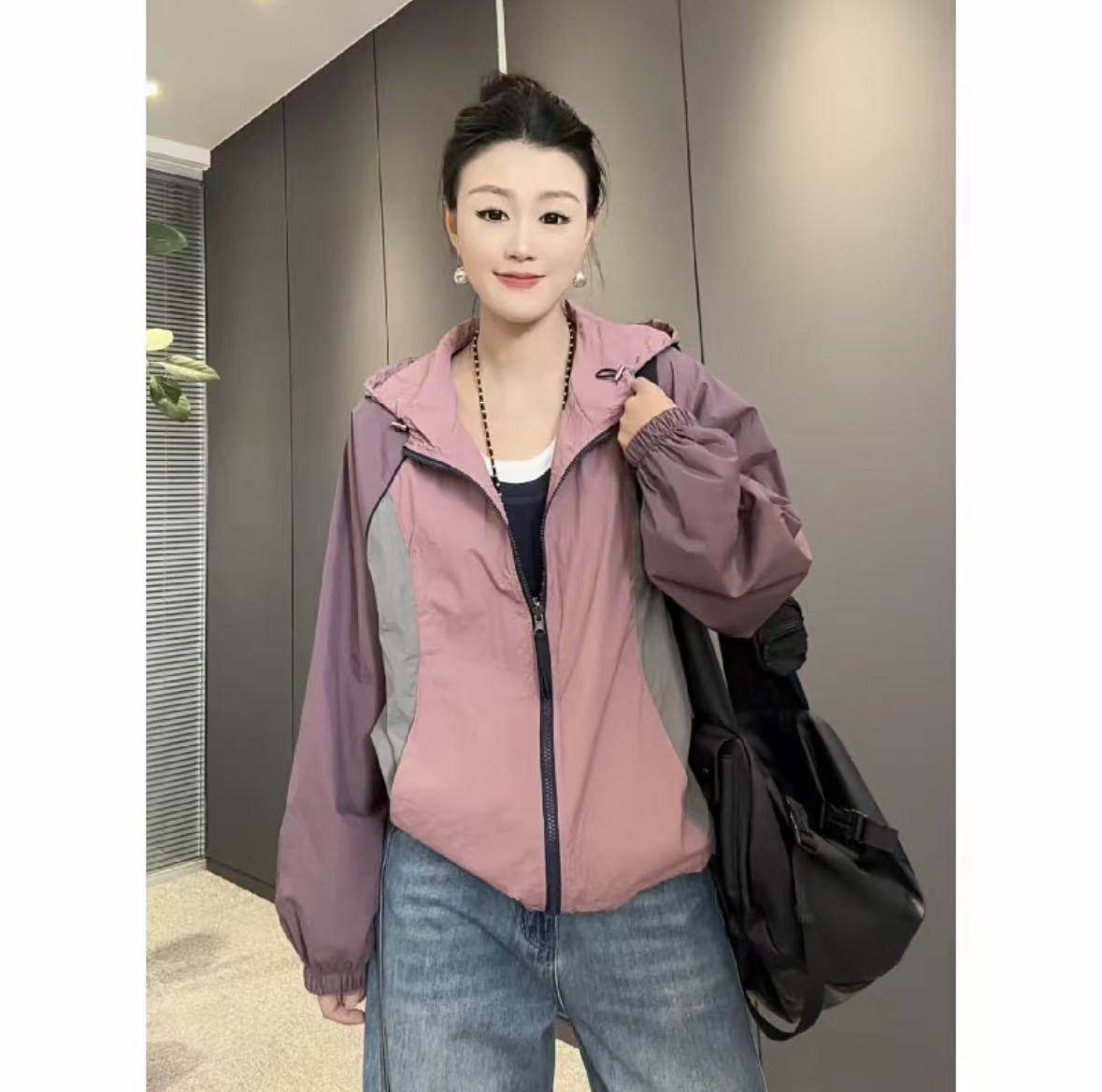 2025秋季新款两面穿防晒衣时尚百搭减龄户外运动薄款透气拼色外套,女装/女士精品,短外套,淘宝优惠券,粉丝福利购,淘宝优惠卷