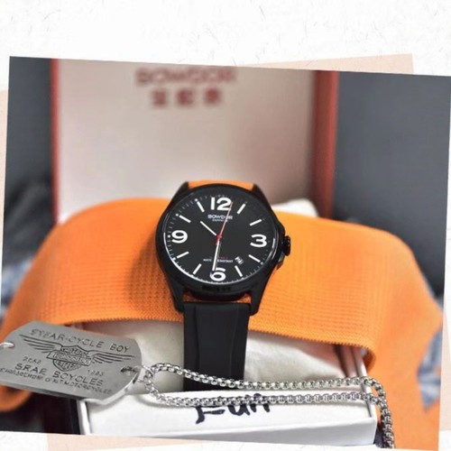 宝舵100m防水休闲运动学生石英表