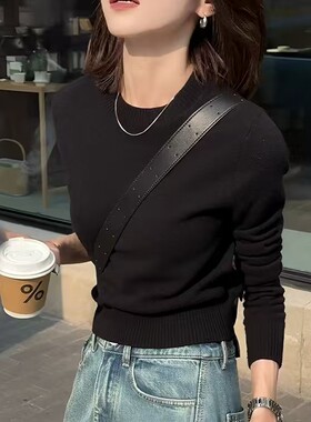 宽松短款圆领羊绒衫女打底毛衣