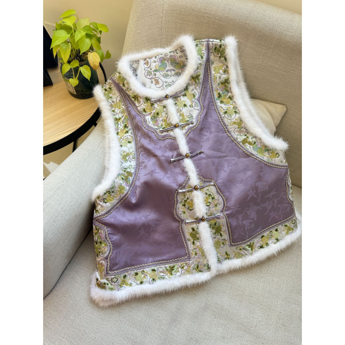 樱美嘉《DY2081》桑蚕丝宋锦双面穿水貂新款新中式女装马甲上衣