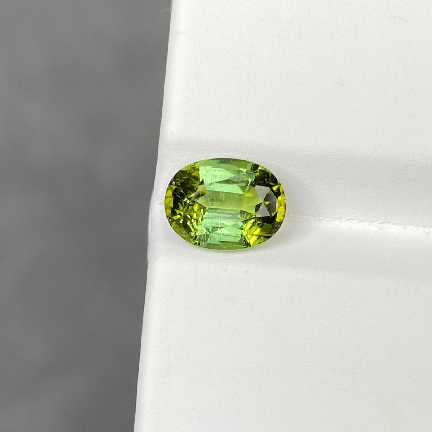 【一氏】特价1.5克拉天然绿碧玺宝石椭圆戒面可镶戒指吊坠带证书