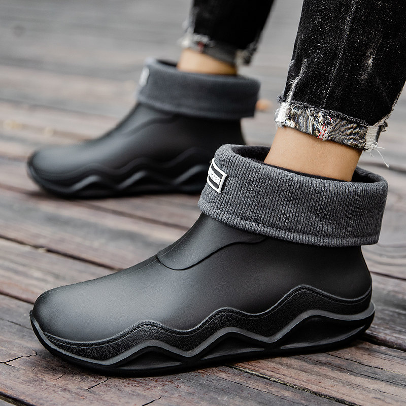 德系防滑雨鞋男女款情侣时尚雨靴女登山钓鱼防水胶鞋加绒耐磨水鞋,流行男鞋,雨鞋,淘宝优惠券,粉丝福利购,淘宝优惠卷