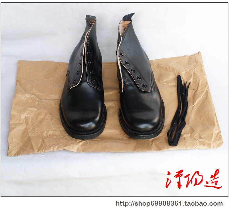 Boots militaires en cuir - respirant - Ref 1401863 Image 1