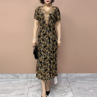 洋气妈妈台湾纱连衣裙夏季新款弹力领口绣花时尚显瘦遮肉长裙