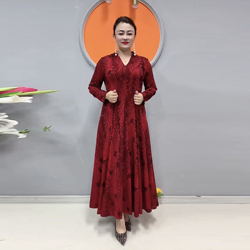 时尚大码连衣裙秋冬新款高档织锦提花10片拼接大摆裙坠感显瘦长裙