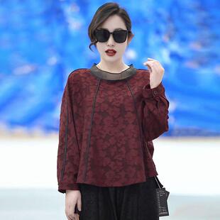 高品质时尚妈妈烧花体恤搭配花苞裤春装新款宽松遮肚体恤洋气套装