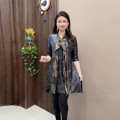 大摆裙长袖中年妈妈时尚减龄V领