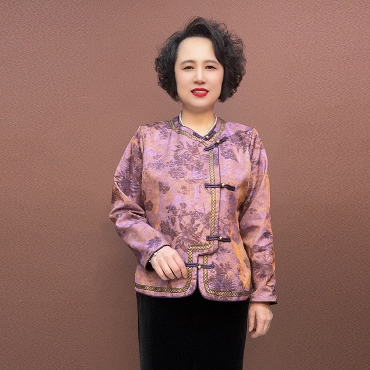 国风妈妈50-60岁丝缎外套两件套