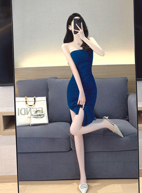 裙子女夏季2025新款高级感气质名媛收腰显瘦中长款性感抹胸连衣裙