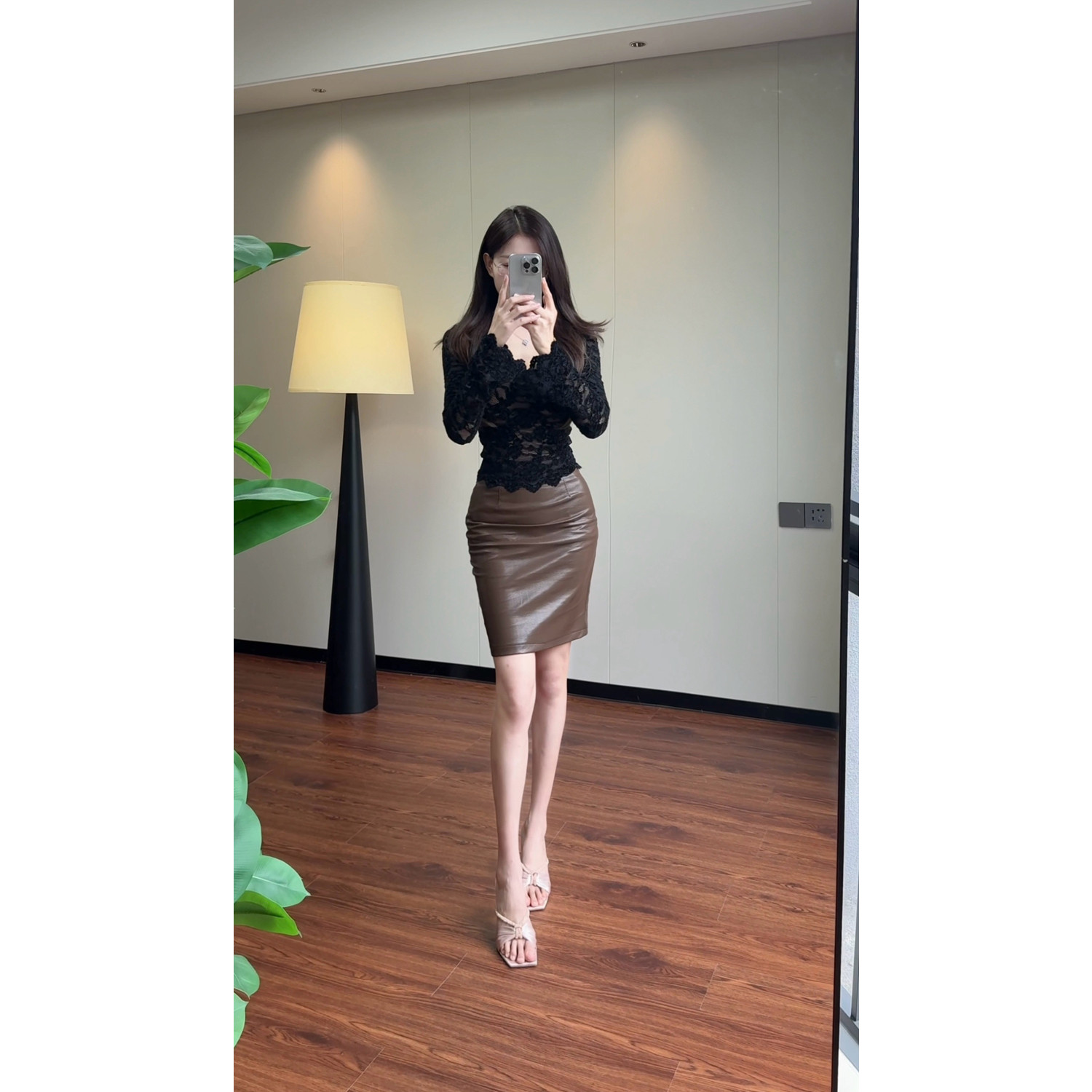 2025春秋新款气质名媛性感复古辣妹修身显瘦高腰包臀皮裙半身裙女,女装/女士精品,半身裙,淘宝优惠券,粉丝福利购,淘宝优惠卷