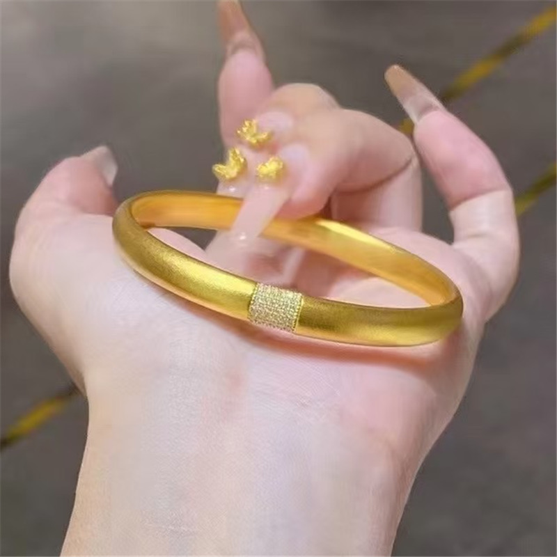 老铺同款仿黄金色素圈镶钻富贵圆满手镯女古法传承泥鳅背实心手饰
