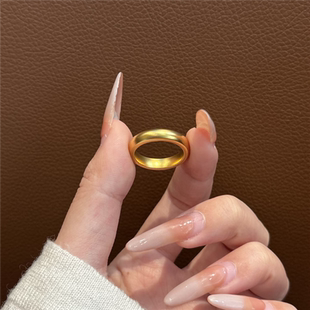 古法沙金保色素圈饱满厚实磨砂泥鳅背戒指男女款黄金色叠戴食指戒