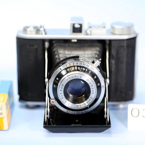 日本奥林巴斯Olympus Six折叠皮腔风琴照相机 120胶卷胶片收藏WT9