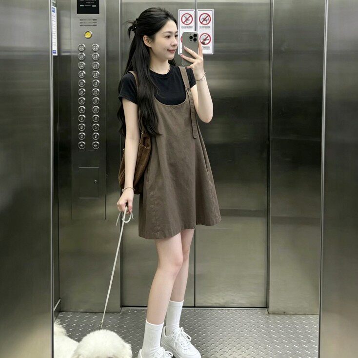 孕妇背带裙甜美减龄遮肚大码