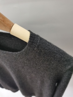 太舒服了云系列康赛妮36支纱高品质100纯山羊绒圆领打底套头衫 女