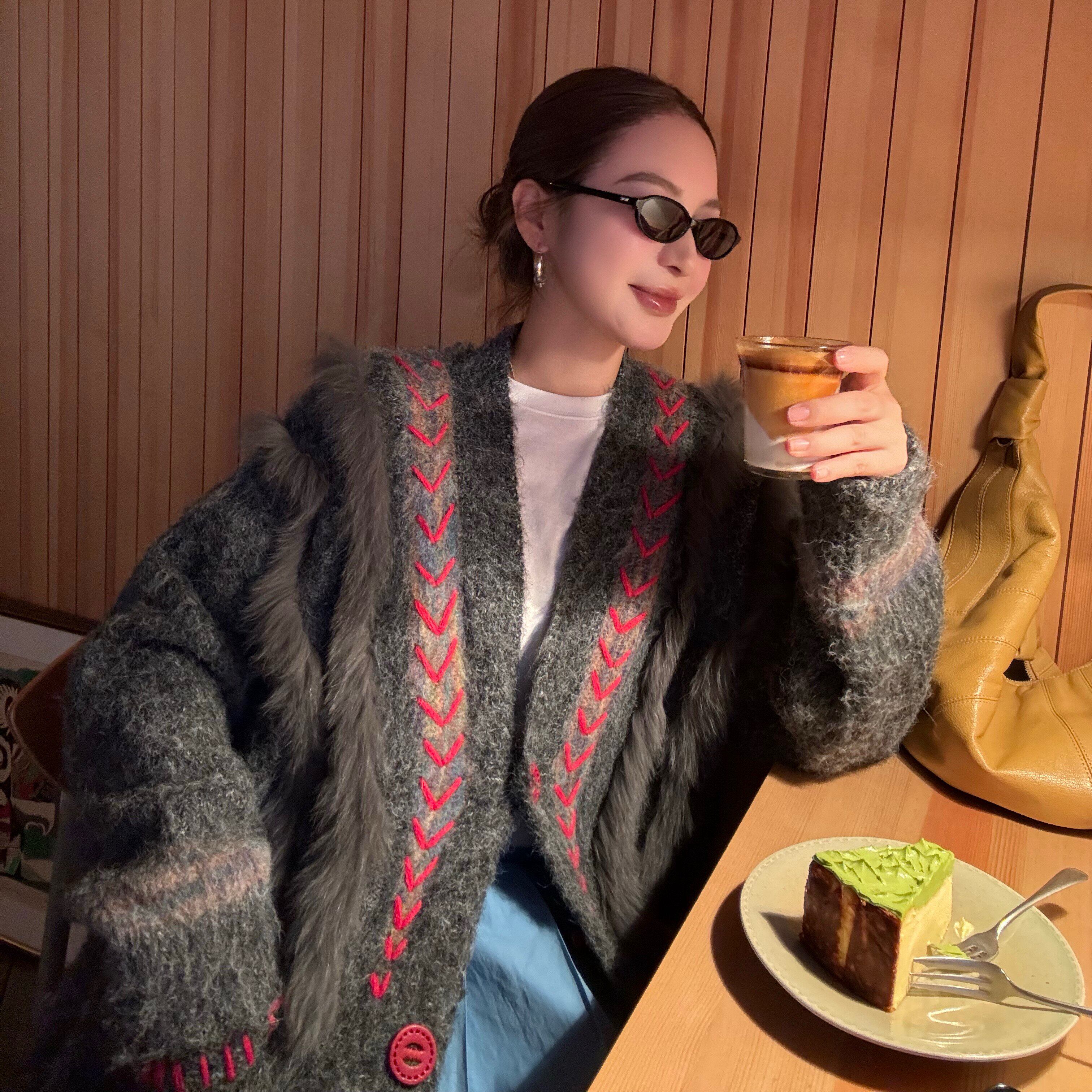 卢西西皮草  狐狸毛拼接针织毛衣外套开衫宽松阔版V领女款废土风