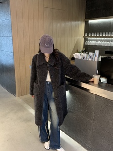 西雅图100%羊羔毛羊剪绒皮毛一体皮草大衣女中长款外套2025新冬季