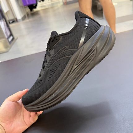 安踏冠军4代男鞋PG7 Ultra跑步鞋3缓震竞速体测运动鞋子112535562