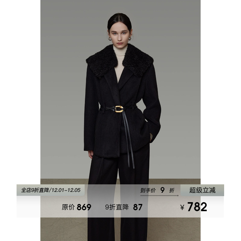 UNSPOKEN拼接毛领毛呢外套