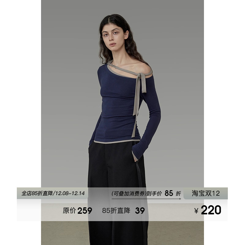 UNSPOKEN撞色斜肩针织上衣