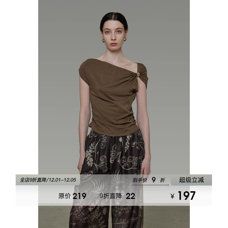 UNSPOKEN设计感立体装饰不规则斜肩T恤女夏季修身显瘦气质上衣