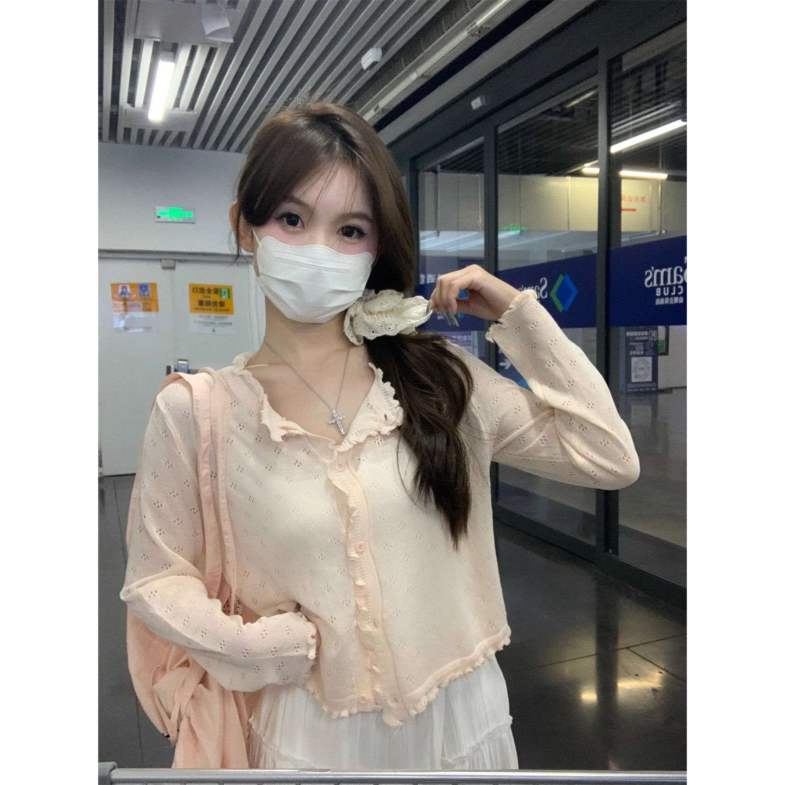 2026夏季新款韩系镂空防晒针织开衫外套女款罩衫纯欲薄款短款上衣图片