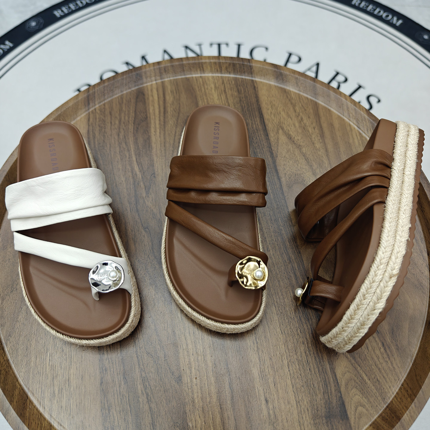 2026夏季复古百搭草编一字拖搭扣套趾简约防滑外穿休闲沙滩拖鞋女