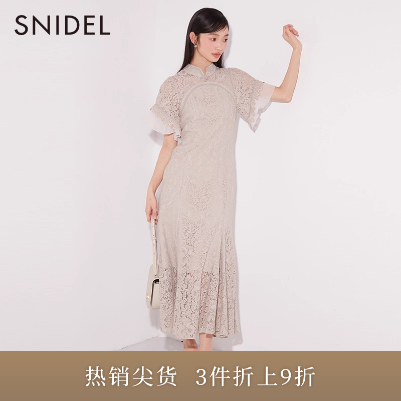 SNIDEL飞袖镂空刺绣蕾丝连衣裙