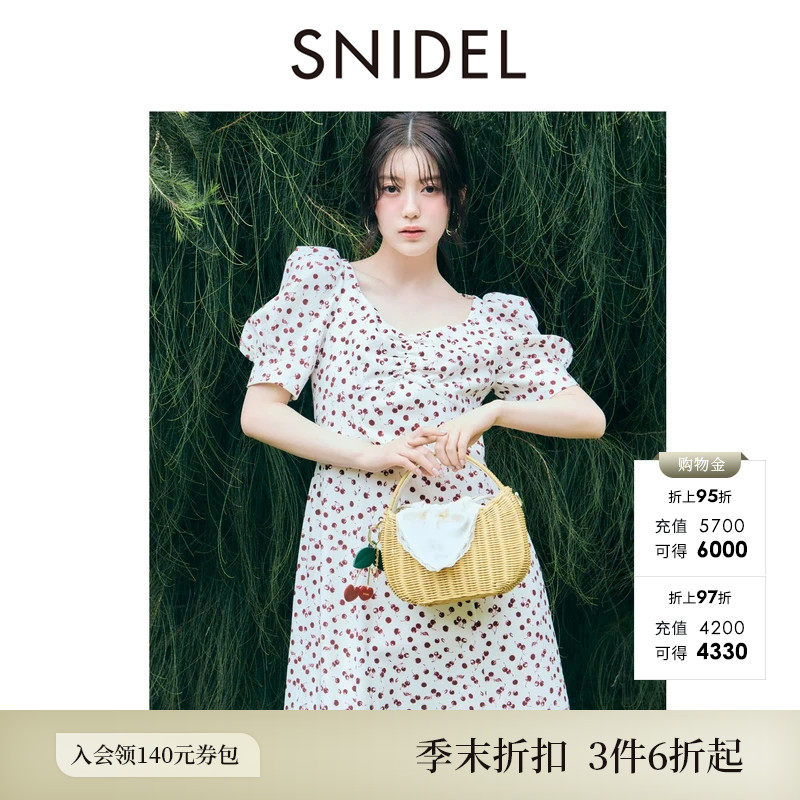 SNIDEL2026春夏新品抽褶V领泡泡袖收腰樱桃印花连衣裙SWFO262015