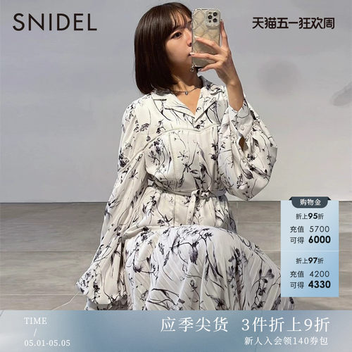 SNIDEL秋冬甜美翻领长袖印花雪纺百褶连衣裙SWFO235073 - 封面