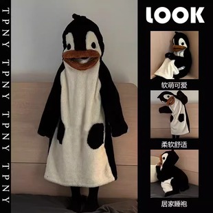 可爱少女搞怪企鹅珊瑚绒连帽睡衣女秋冬季加绒加厚毛绒家居服睡袍