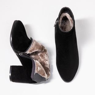 冬季皮毛一体女靴保暖加厚纯羊毛尖头高跟粗跟短靴女大棉鞋子大码